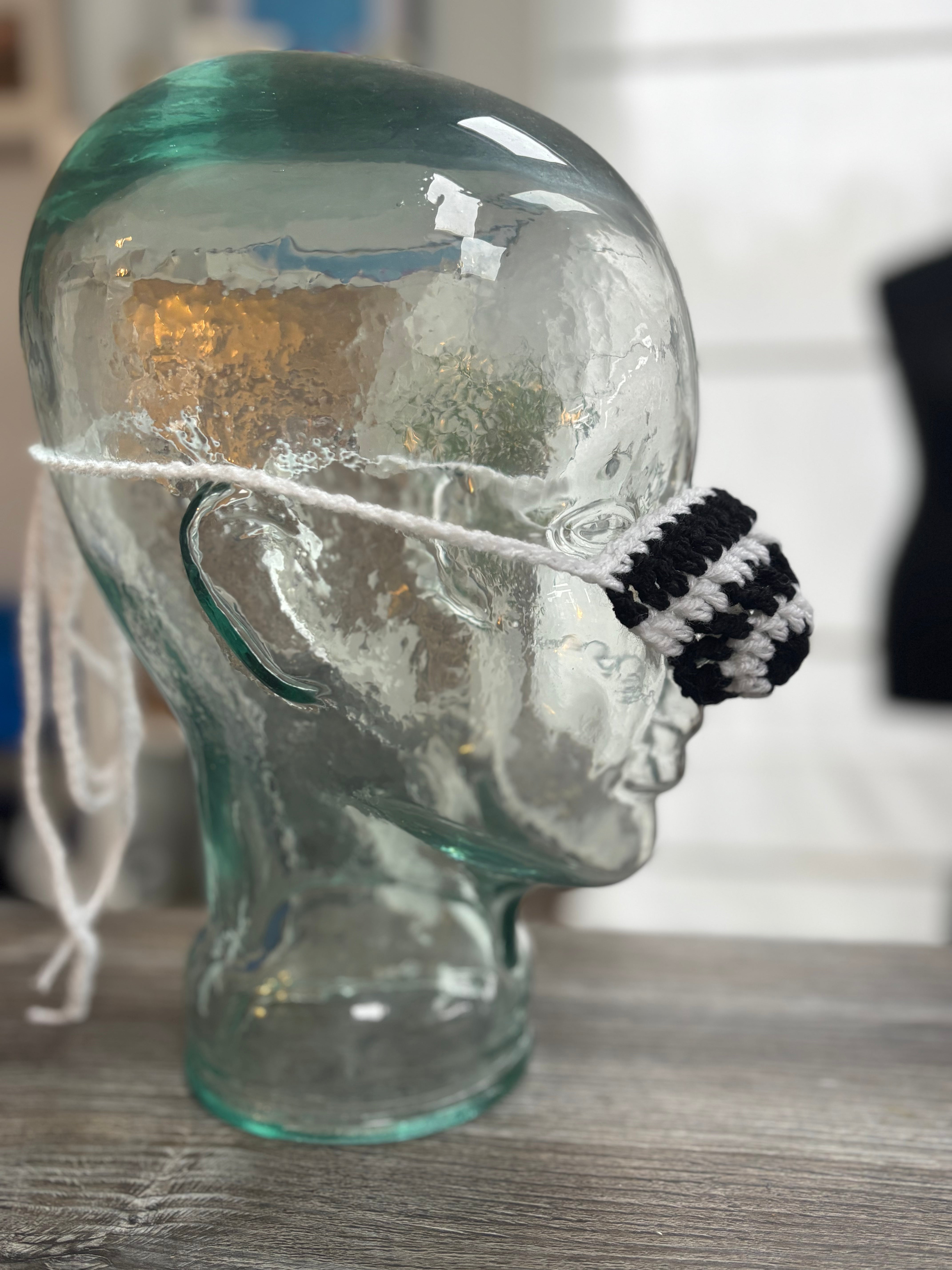 Black and White Wool Nose Warmer